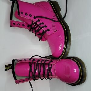 DR. MARTINS Pink patent leather